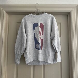 Abercrombie & Fitch Gray NBA Pullover